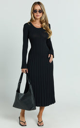 Long Sleeve Tie Back Flare Dress in Black