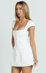Boucle Cap Sleeve Button Front Fitted Dress in White