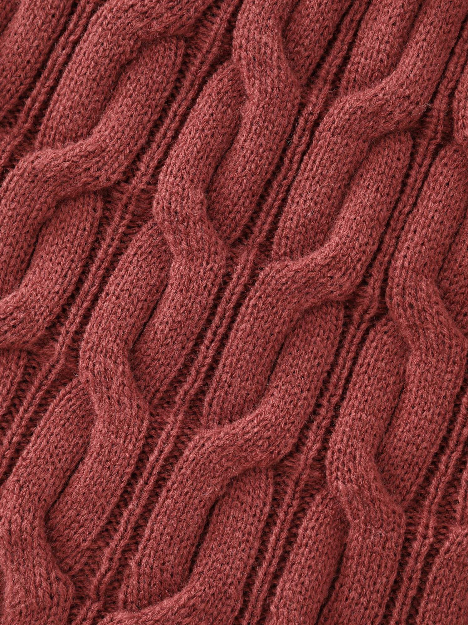 Crew Neck Cable Knit Pullover