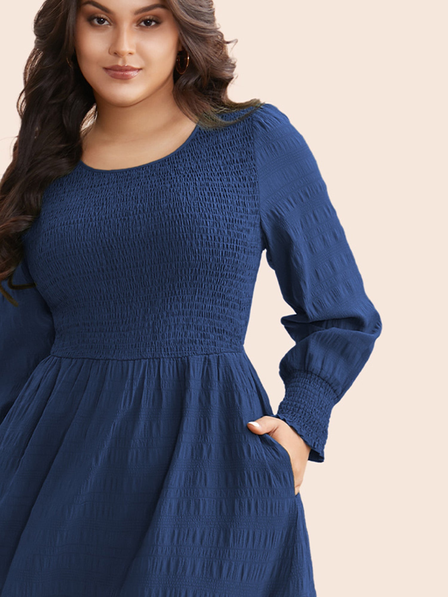 Plain Textured Shirred Midi Dress