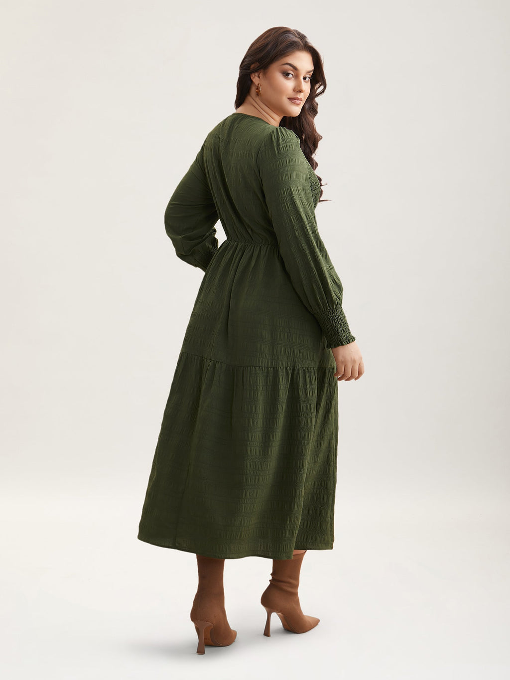 Plain Textured Shirred Midi Dress