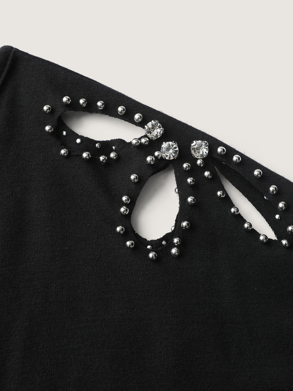 Cut-Out Shoulder Beads T-Shirt