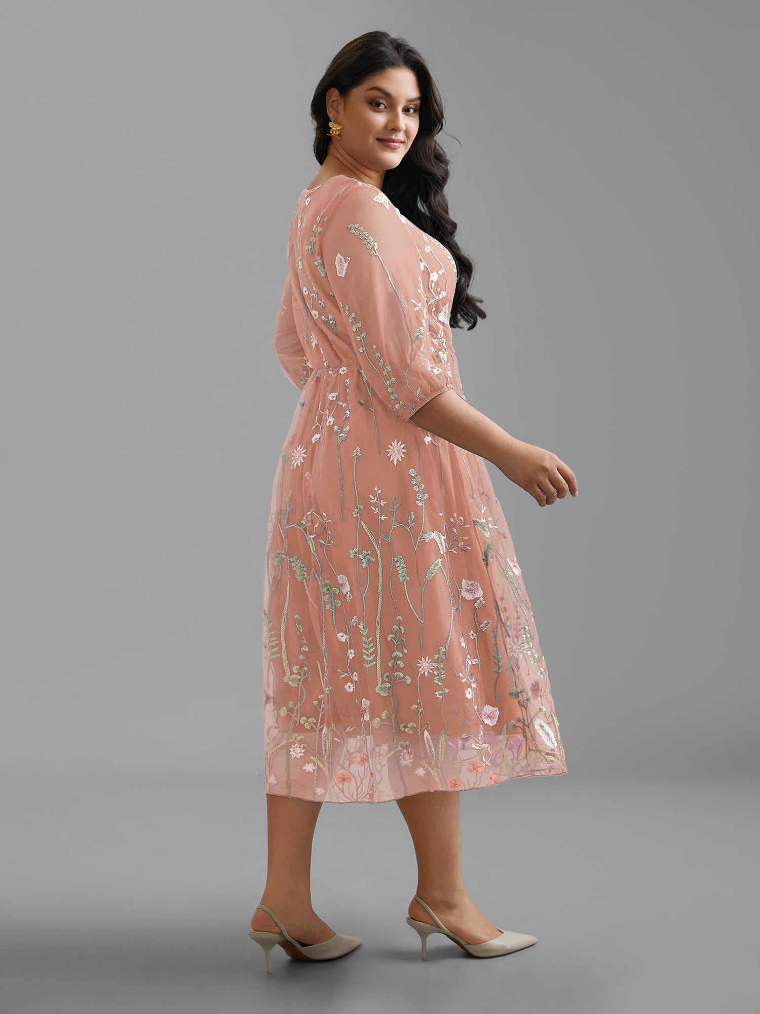 Floral Embroidered Elastic Waist Lined Midi Dress