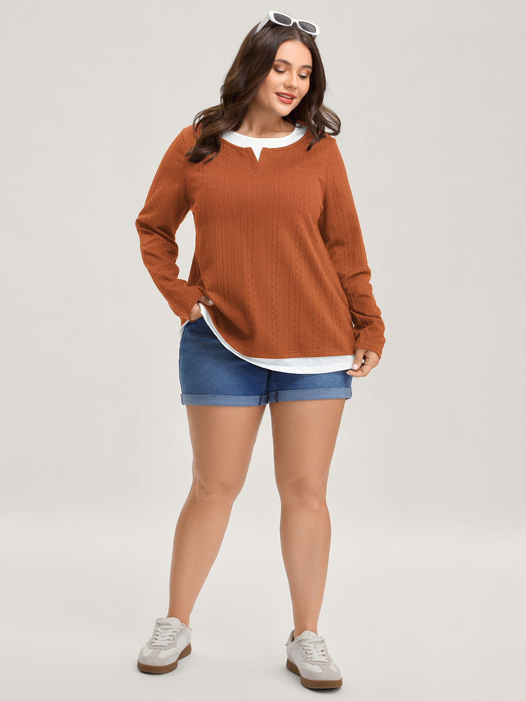 Textured Spliced Round Neck Solid T-Shirt