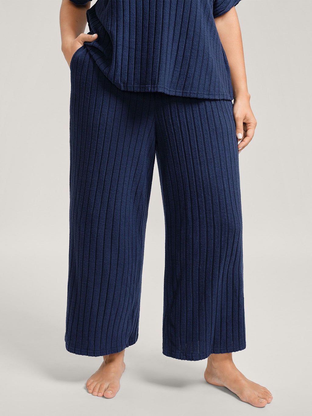 Stretchy Pit Strip Solid Loungewear Set