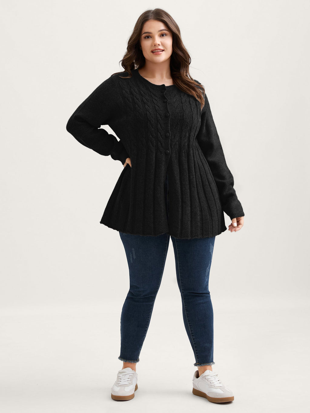 Cable Knit Round Neck Button Knit Cardigan