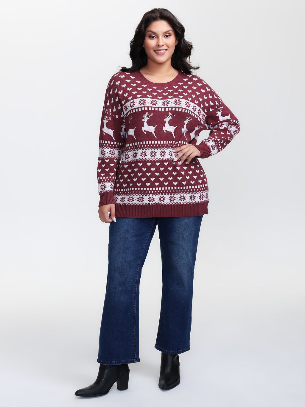 Supersoft Reindeer Holiday Print Round Neck Pullover