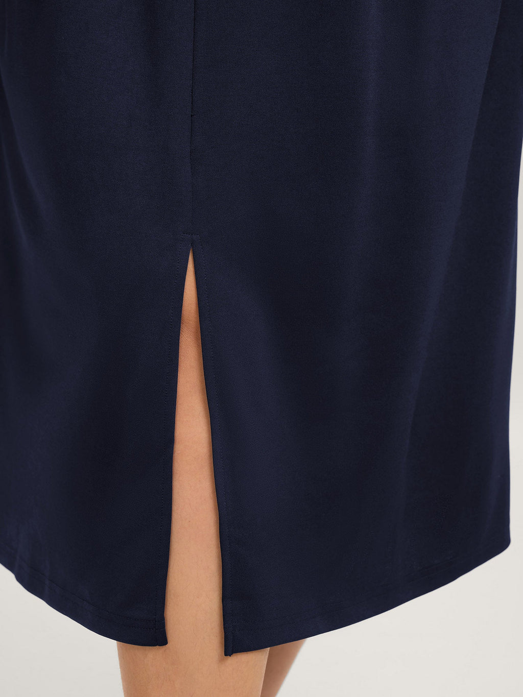 Stretchy Waist Pleated Midi Dress