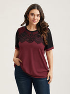 Stretchy Scalloped Lace Color Contrast T-Shirt