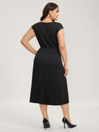 Stretchy Waist Pleated Midi Dress