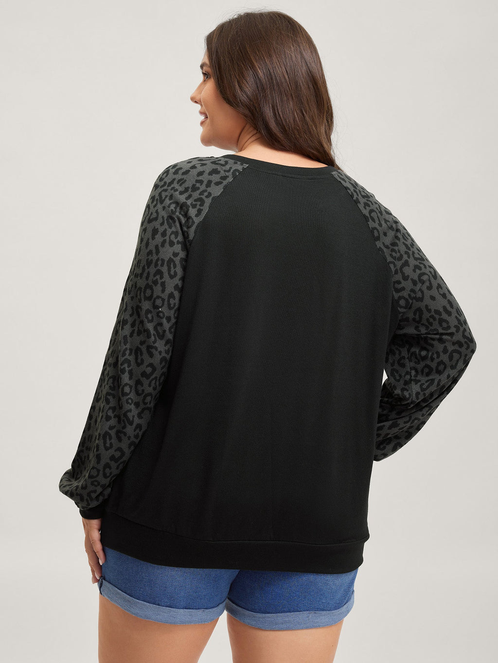 Leopard Print Spliced Pockets Sweatshirt