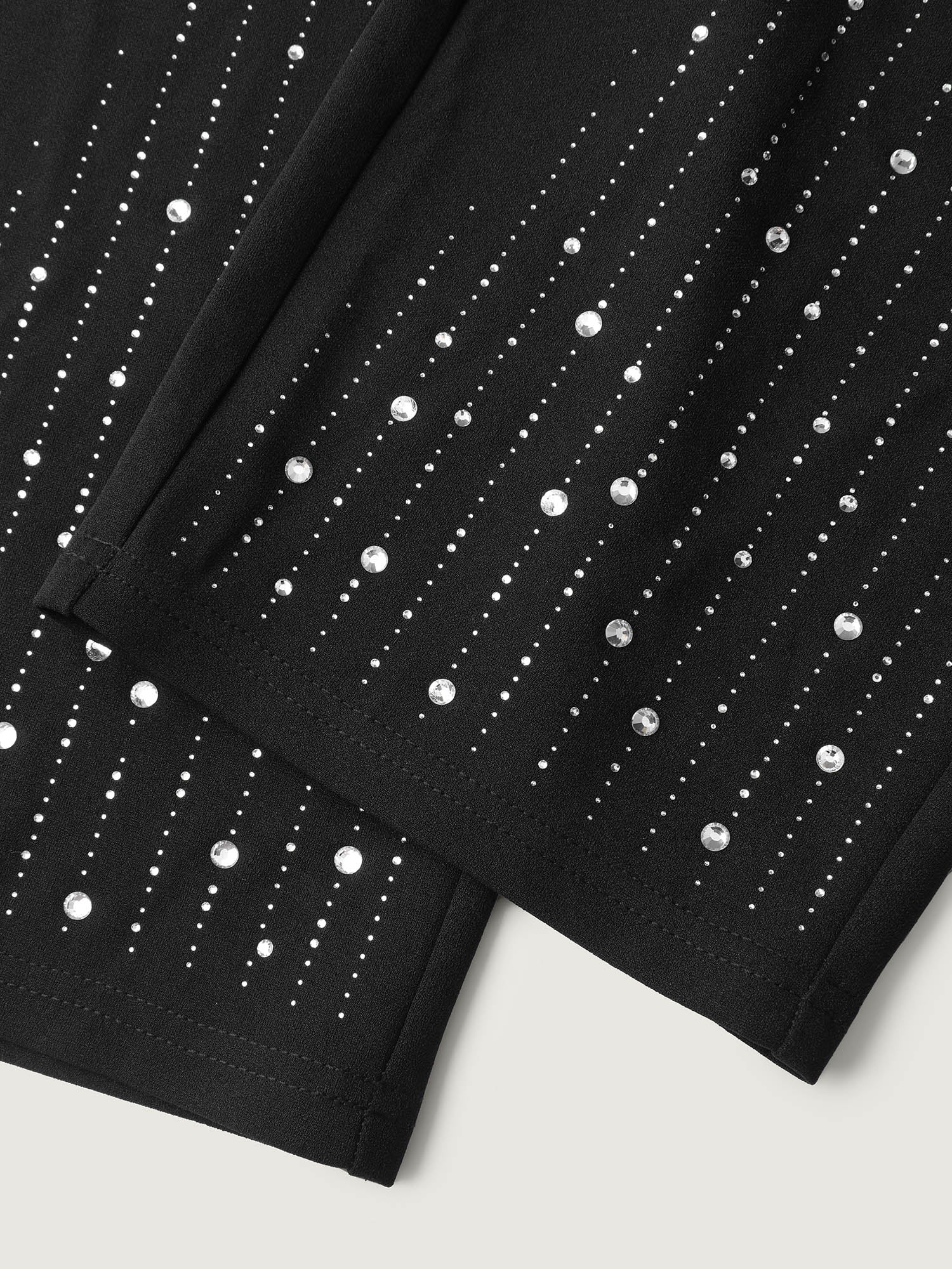 Stretchy Diamond Detail Hem Pants