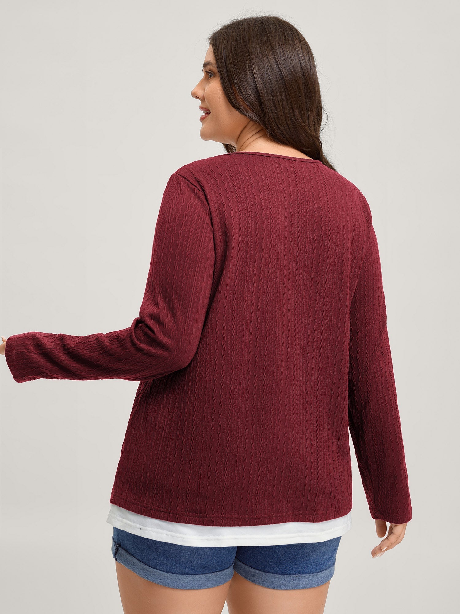 Textured Spliced Round Neck Solid T-Shirt