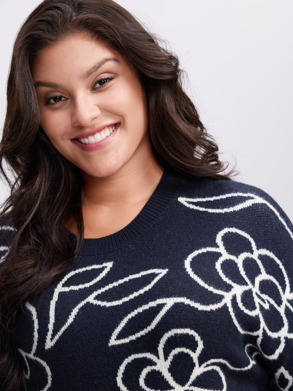 Supersoft Round Neck Floral Split Hem Pullover