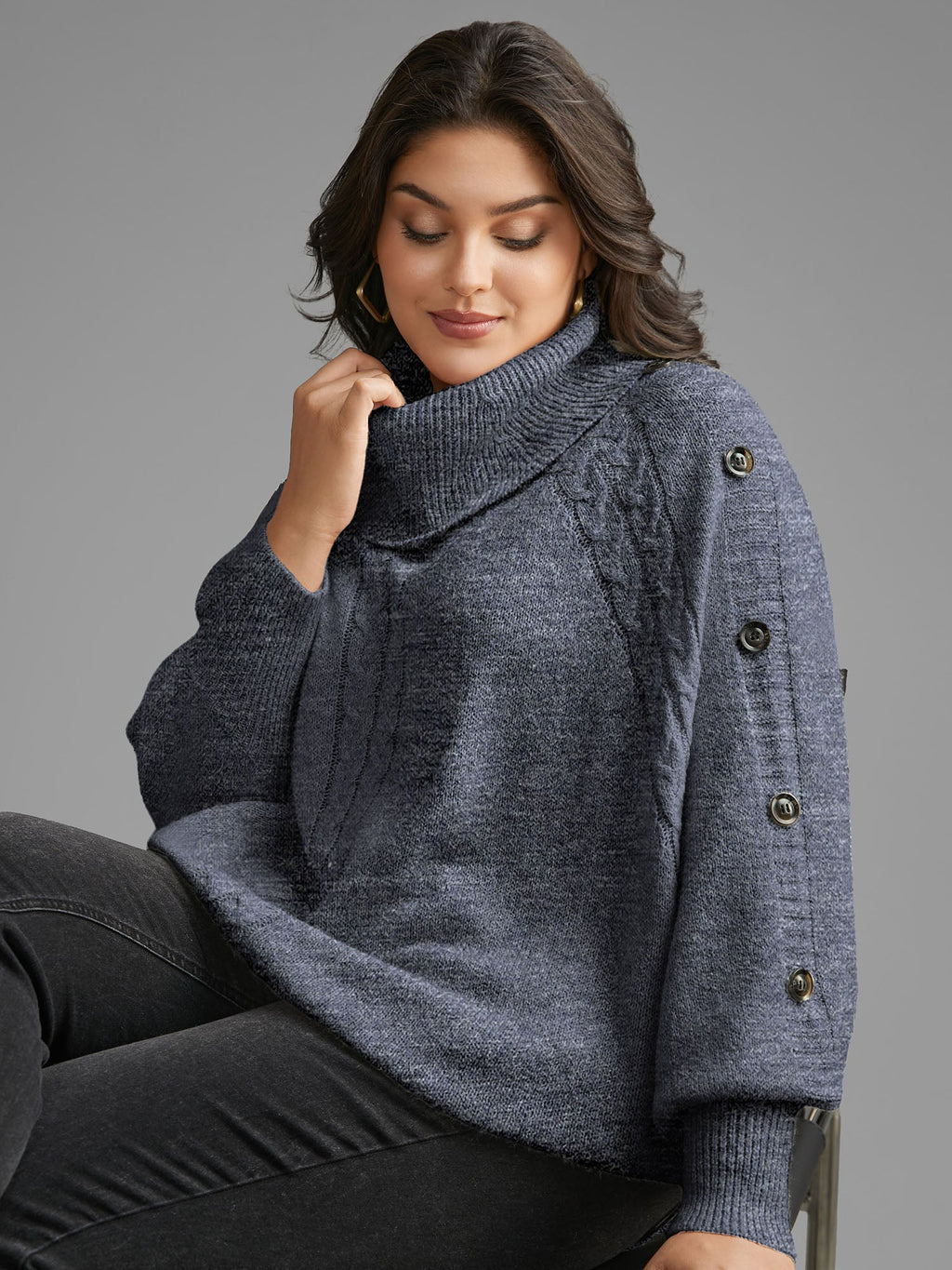 Turtleneck Cable Knit Asymmetrical Hem Pullover