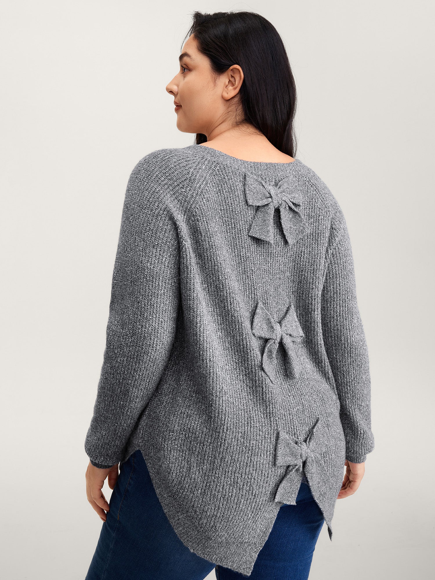 Back Bow Split Back Pullover