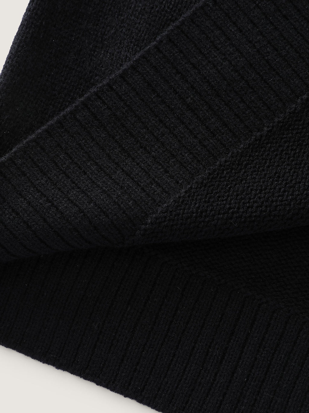 Gingerbread Santa Embroidery Knit Cardigan