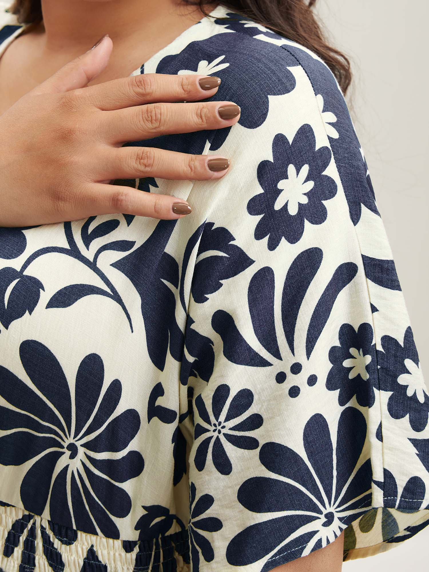 Large Floral Print Pockets Midi Dress