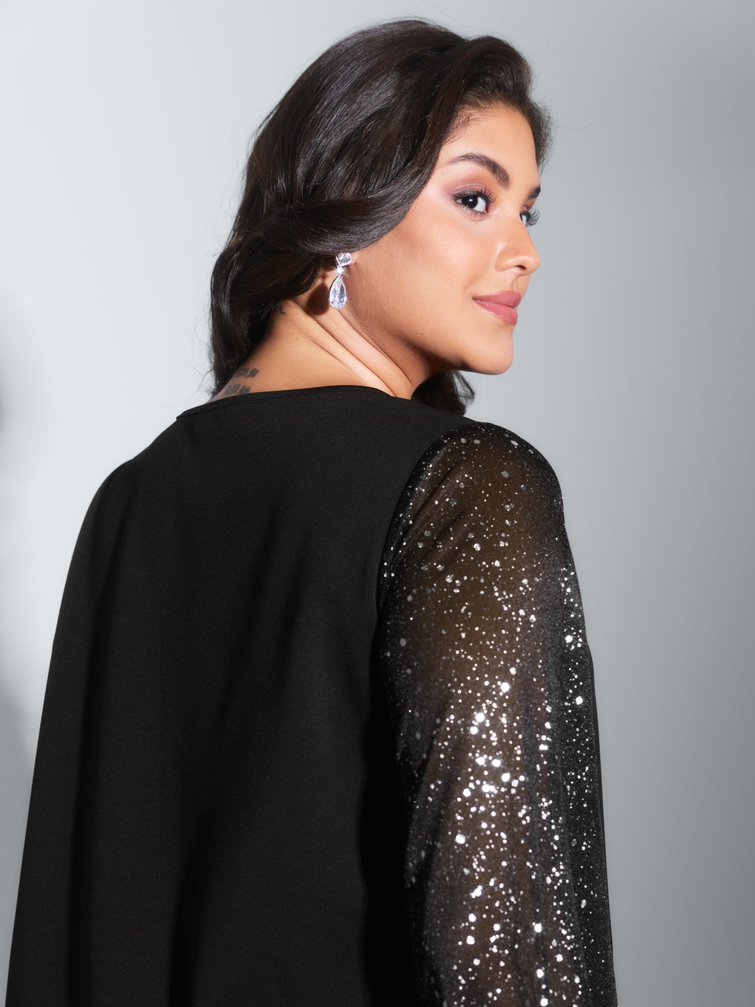 Shimmery Sleeve Knotted Hem Blouse