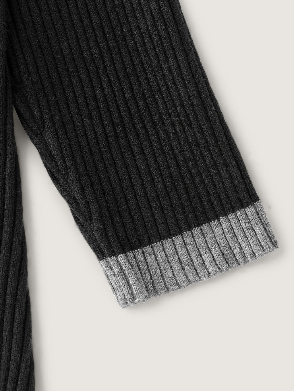 Polo Neck Contrast Metal Buttons Pullover