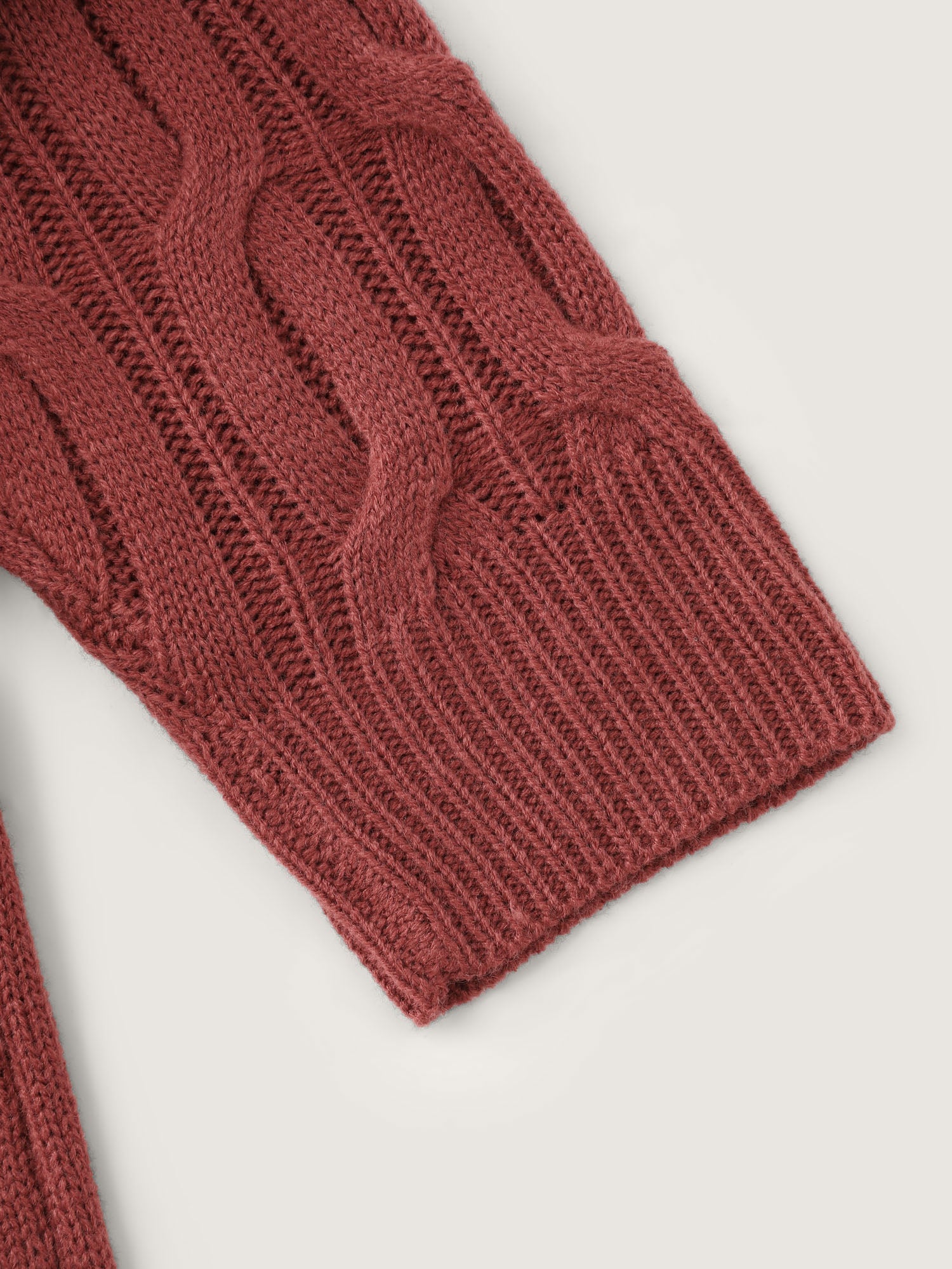 Crew Neck Cable Knit Pullover
