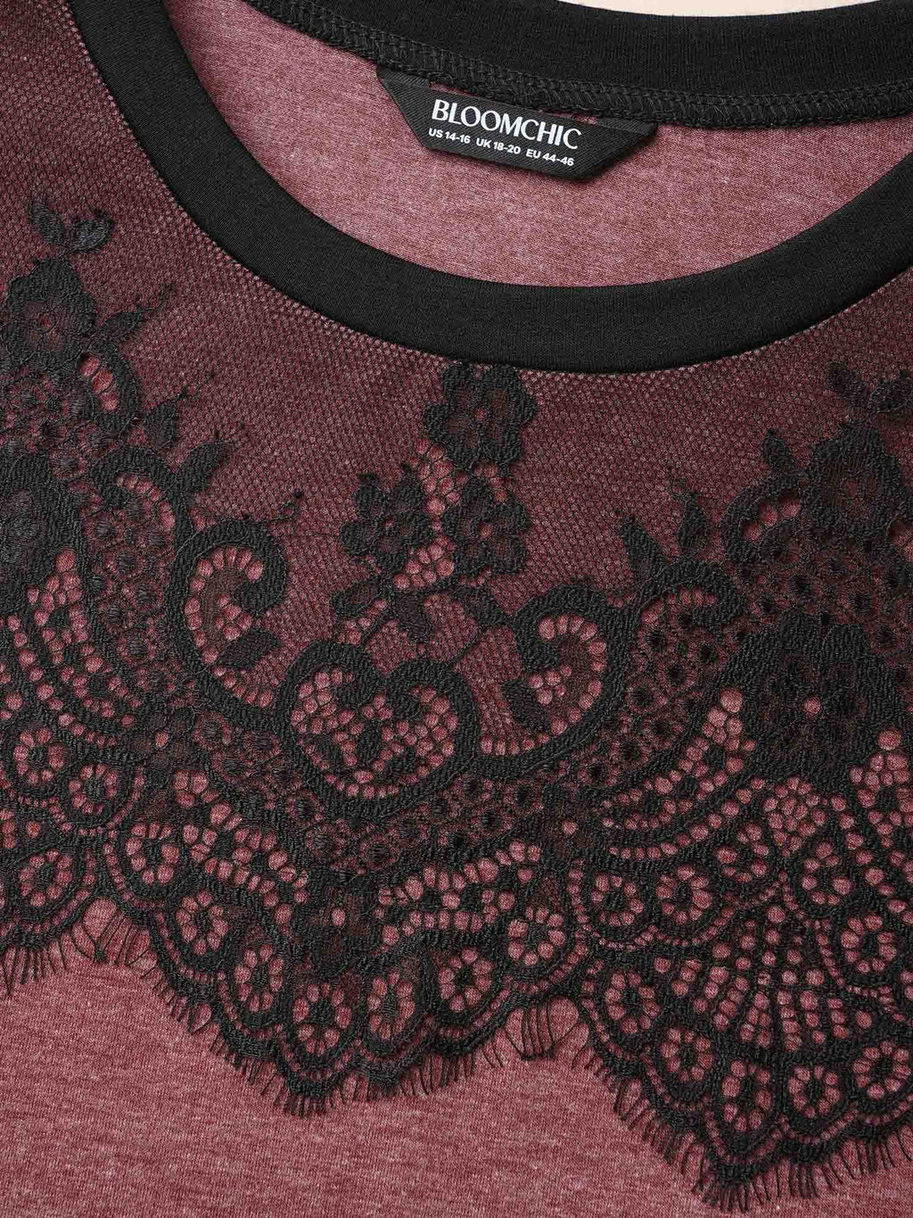 Stretchy Scalloped Lace Color Contrast T-Shirt