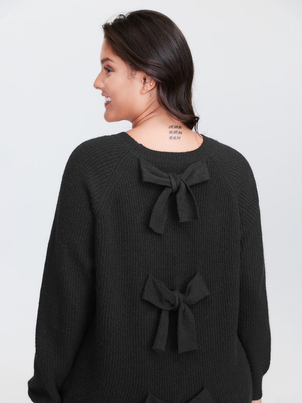 Back Bow Split Back Pullover
