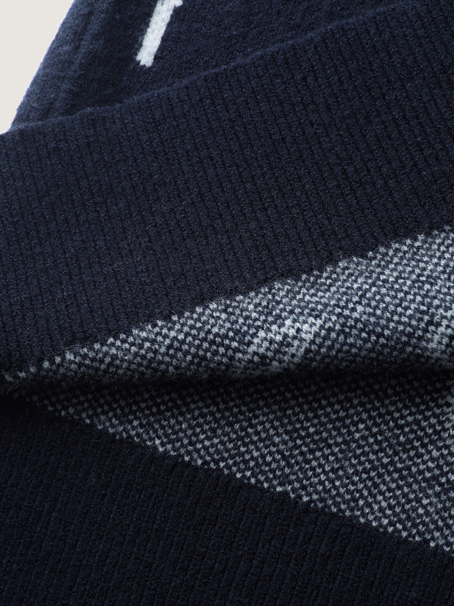 Supersoft Round Neck Floral Split Hem Pullover