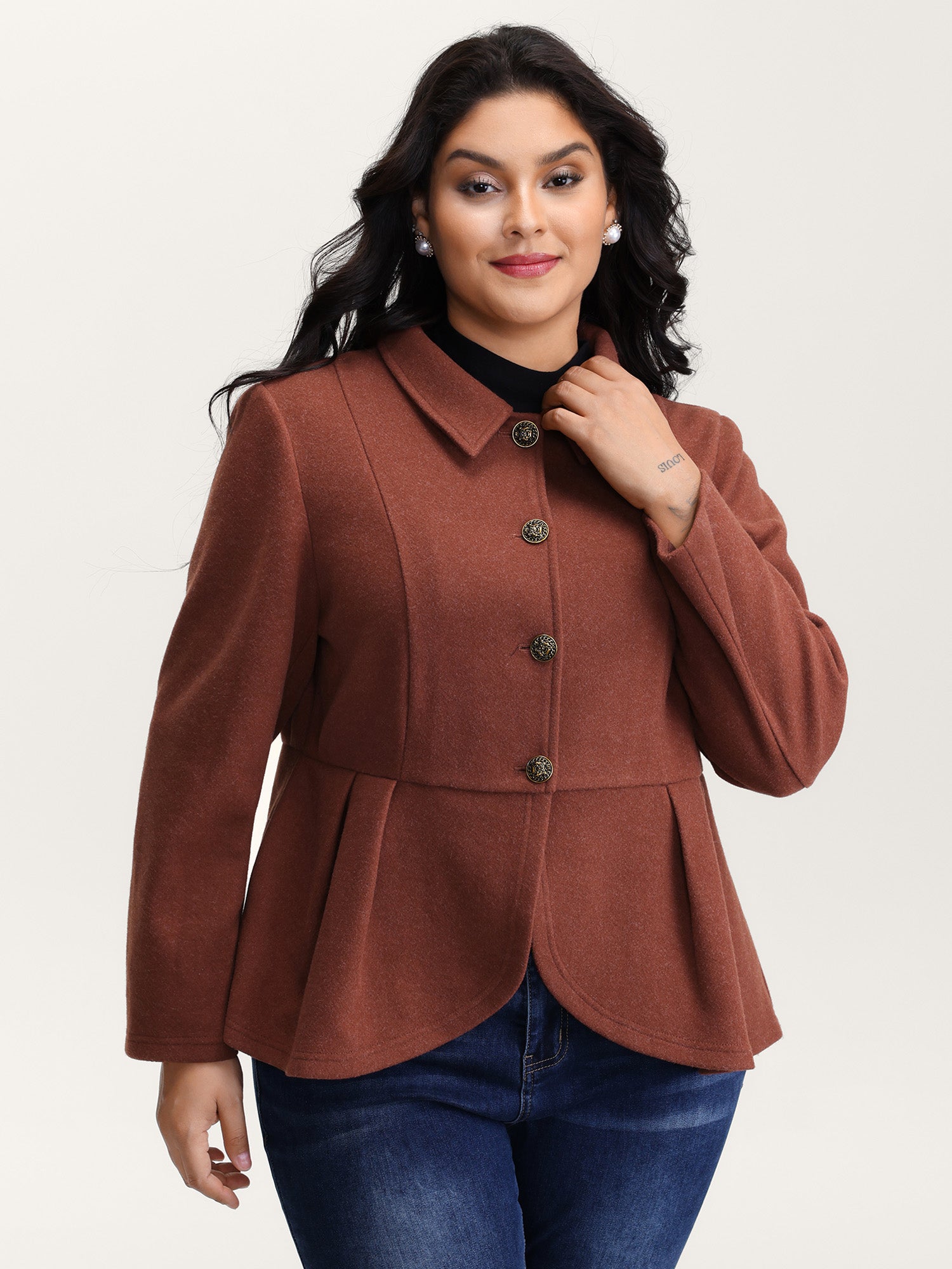 Pleated Curvy Hem Button Blazer