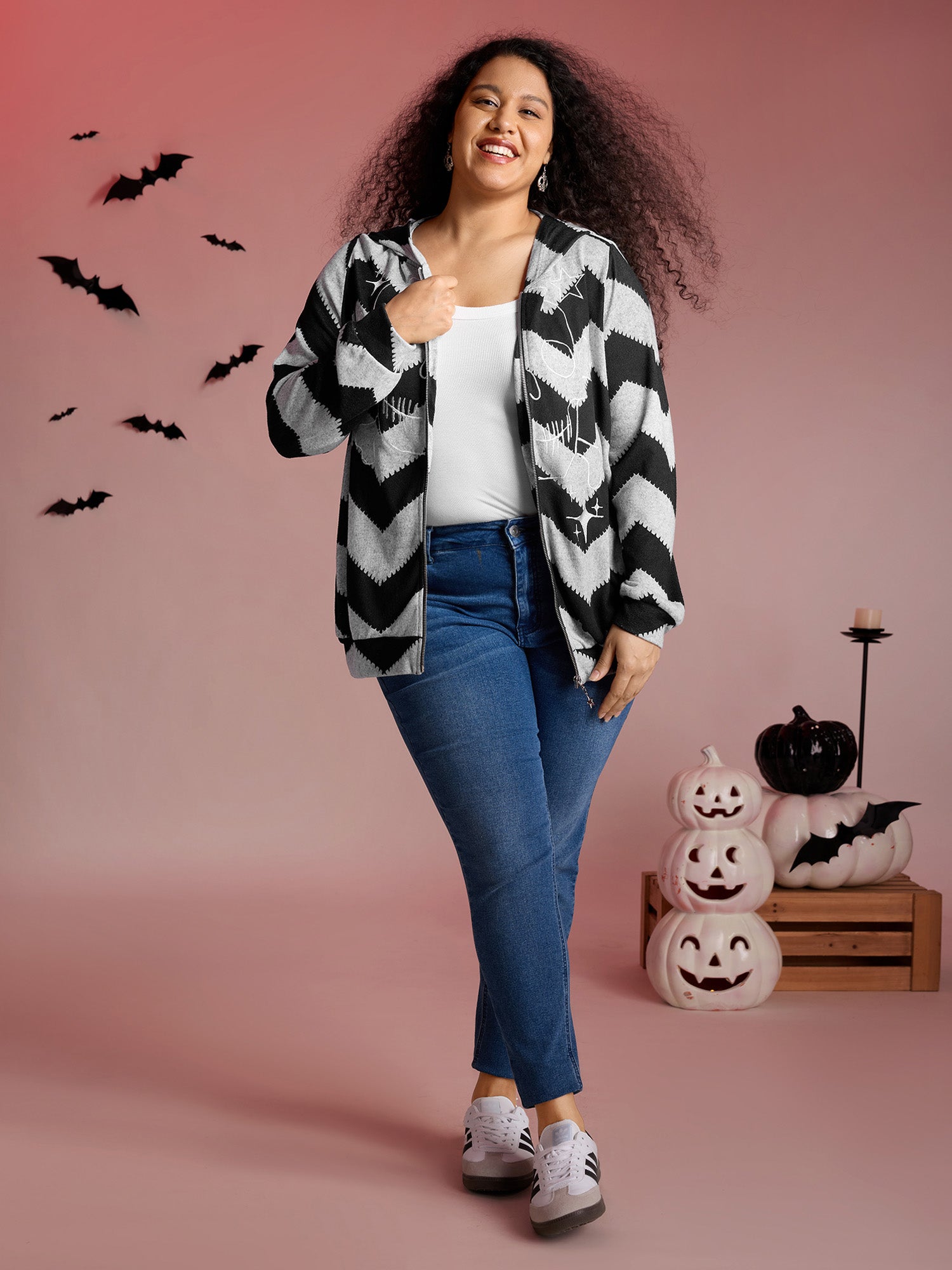 Wavy Stripe Skull Embroidery Zipper Hoodie