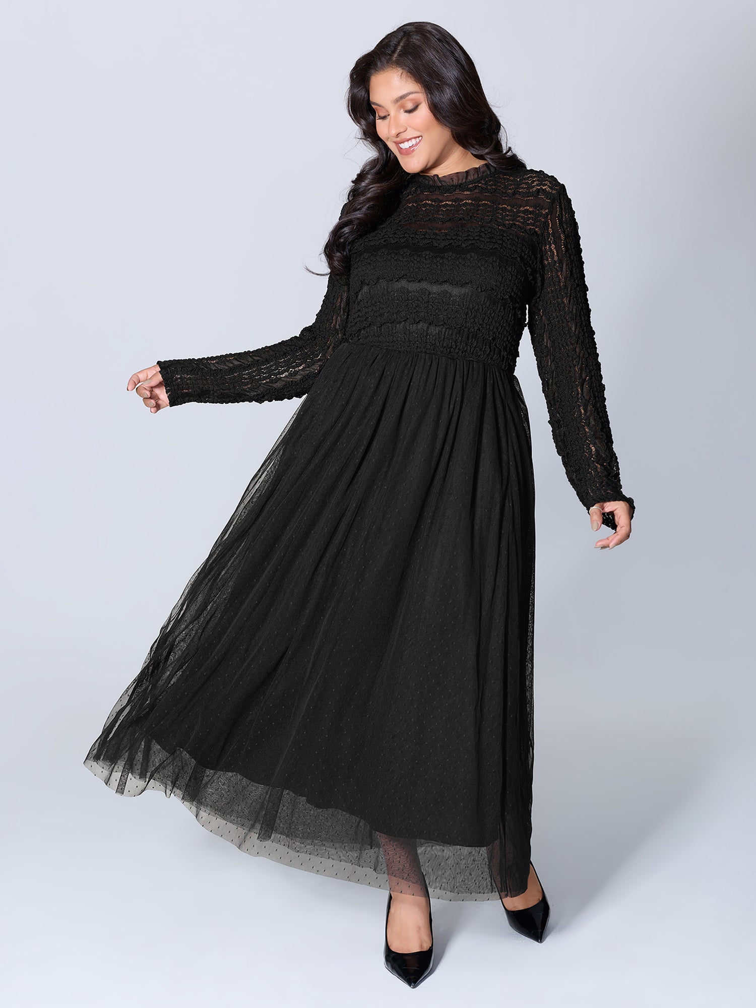 Textured Lace Sheer Lined Maxi Dress