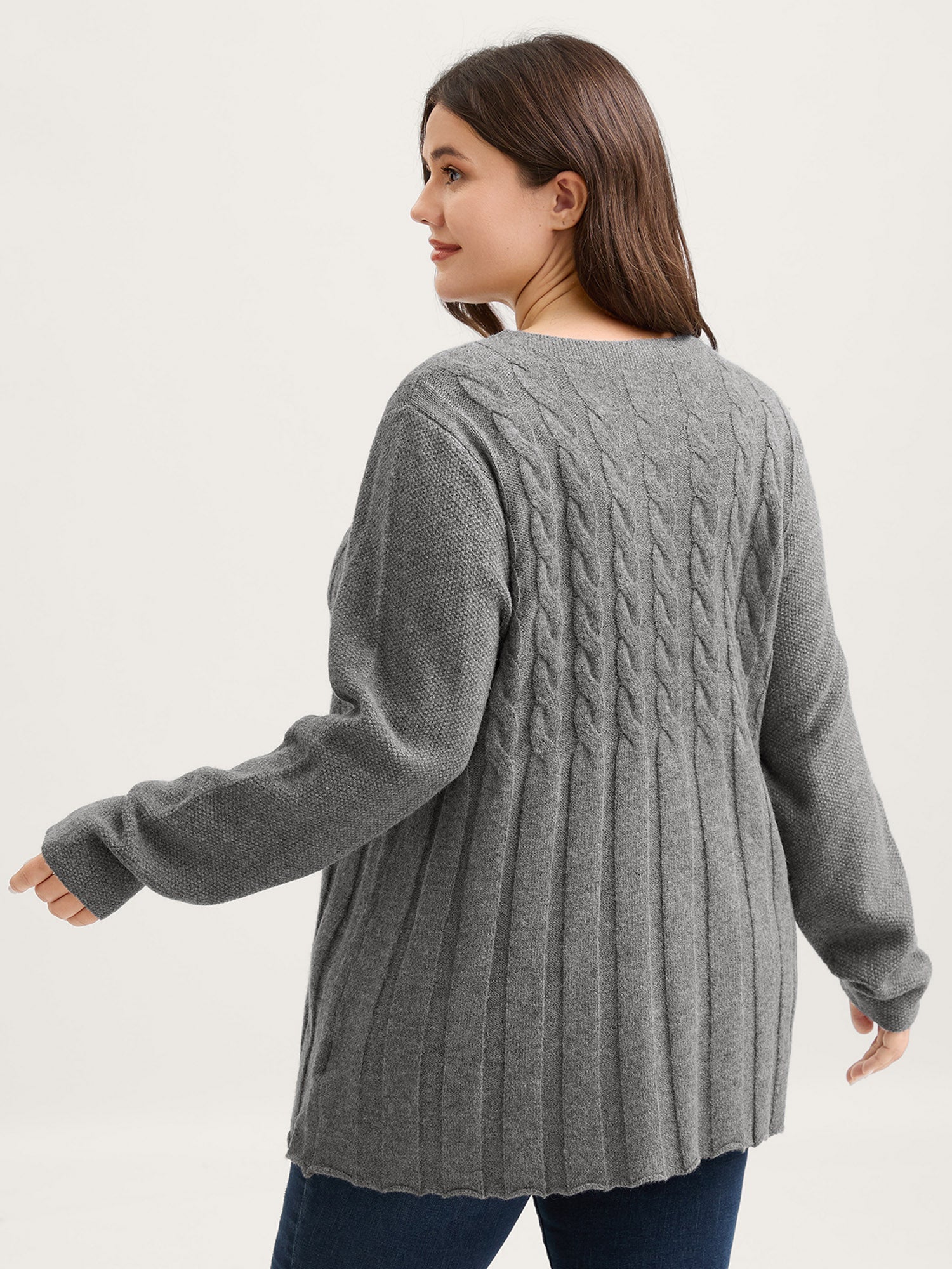 Cable Knit Round Neck Button Knit Cardigan