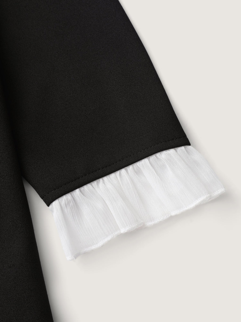 Color Contrast Ruffled Midi Dress