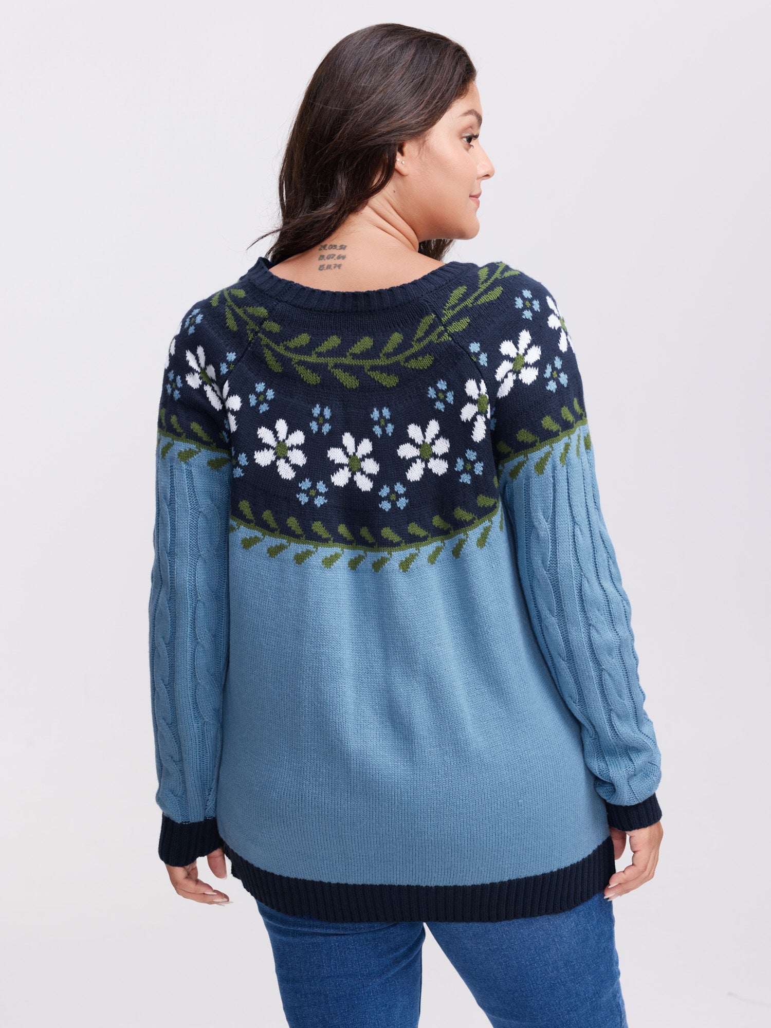 Cable Knit Jacquard Floral Contrast Pullover