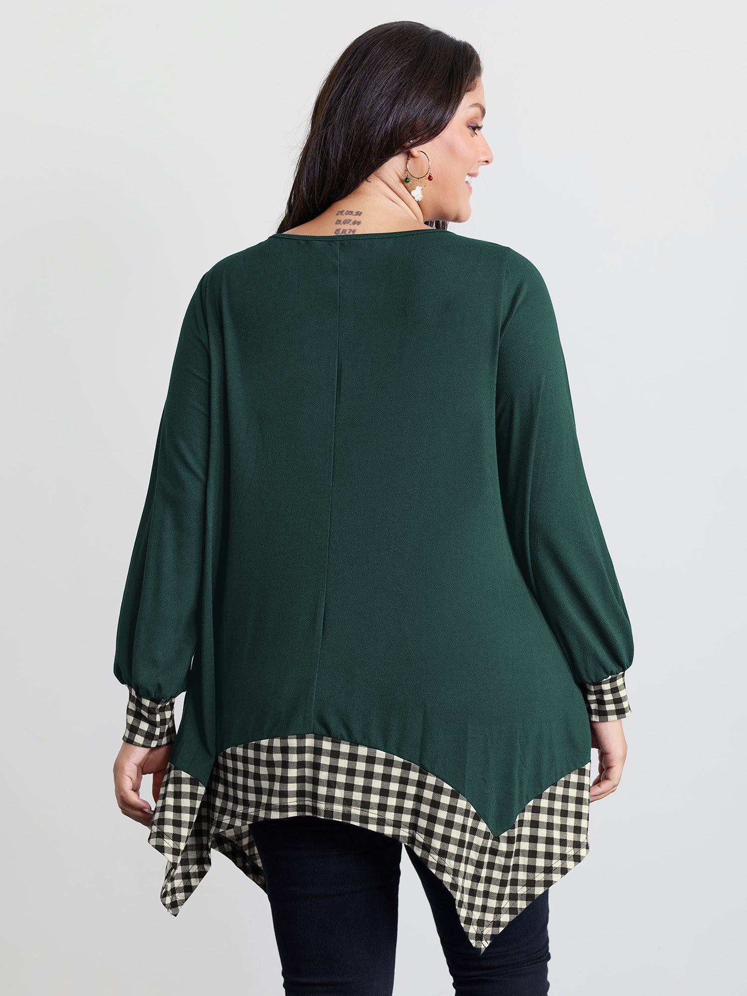 Supersoft Stretchy Checkered Asymmetrical Hem T-Shirt