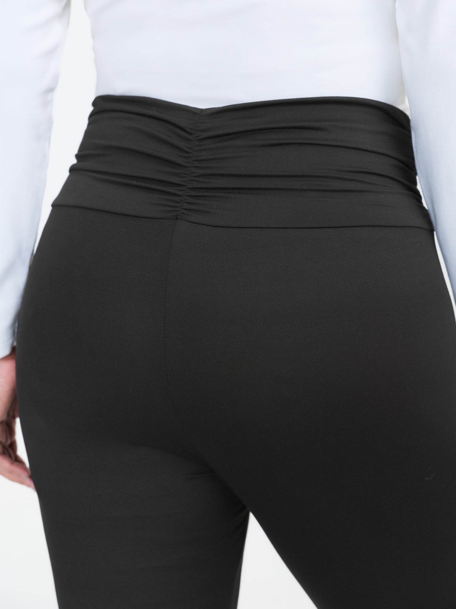 Stretchy Cross Waist Slim Fit Leggings