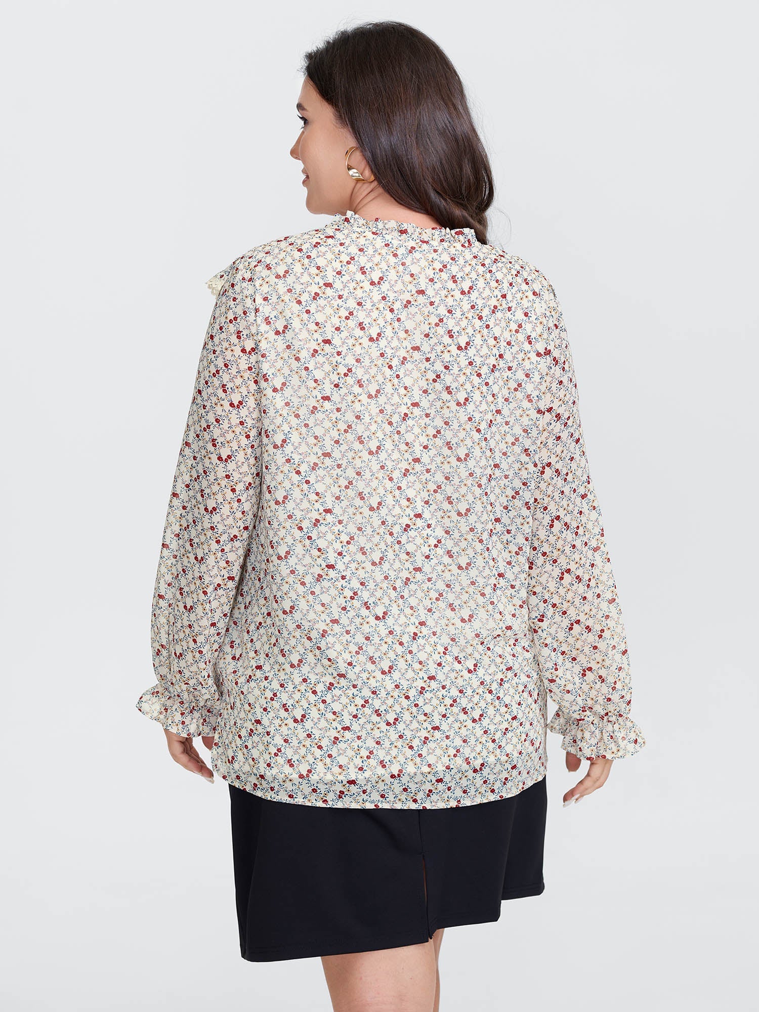 Lace Trim Ruffled Lettuce Edge Blouse