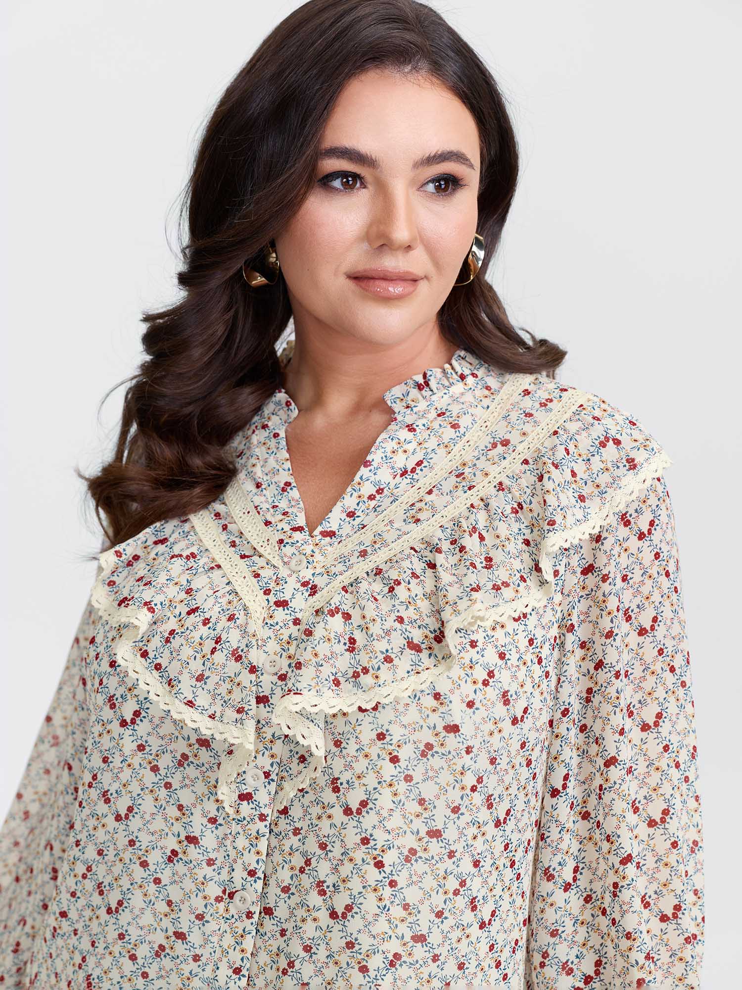 Lace Trim Ruffled Lettuce Edge Blouse