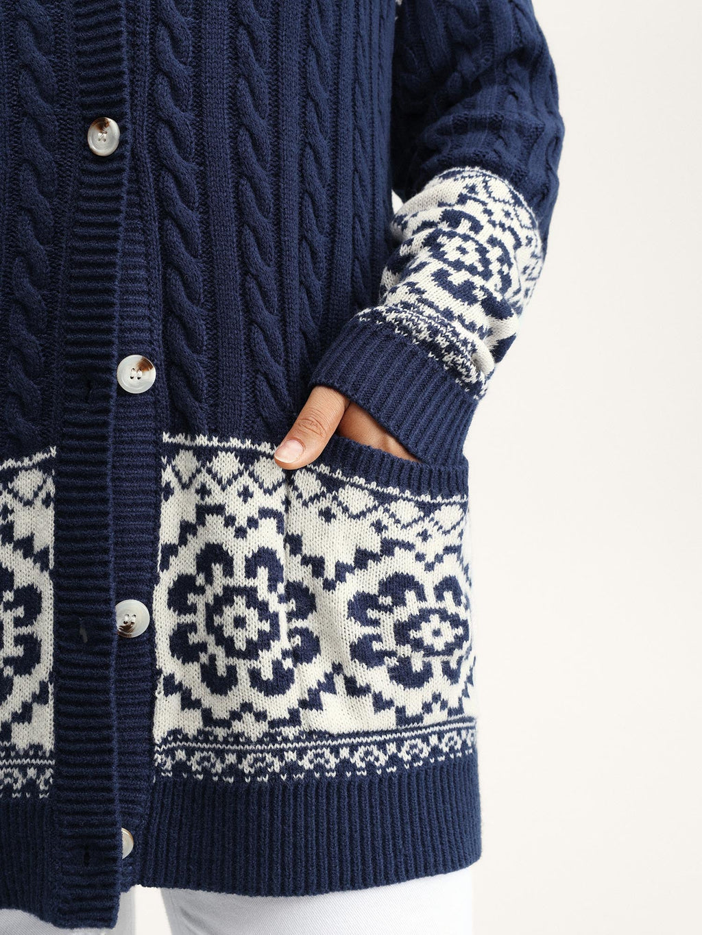 Cable Knit Floral Jacquard Pockets Knit Cardigan