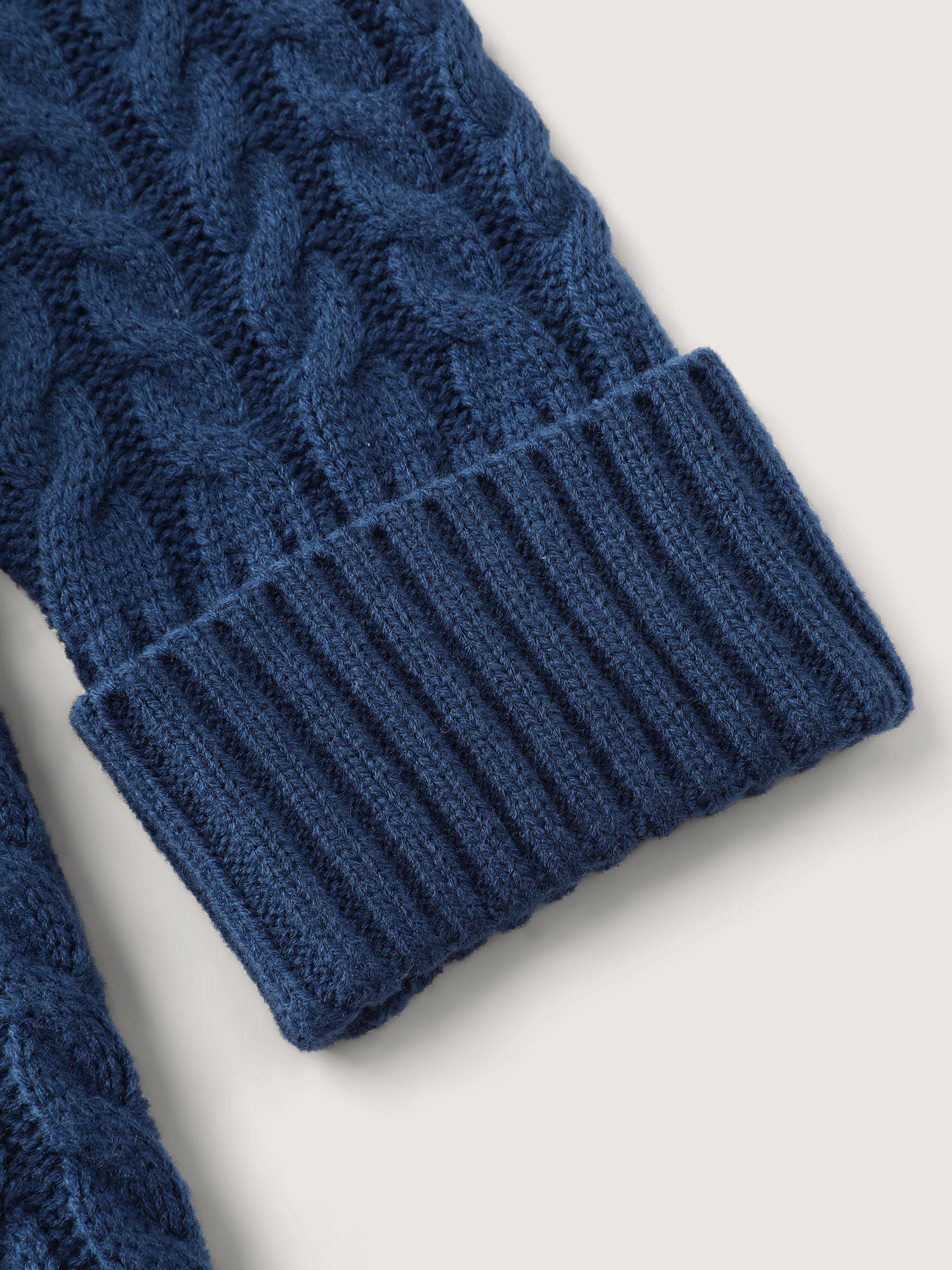 Cableknit Zipper Hooded Knit Cardigan