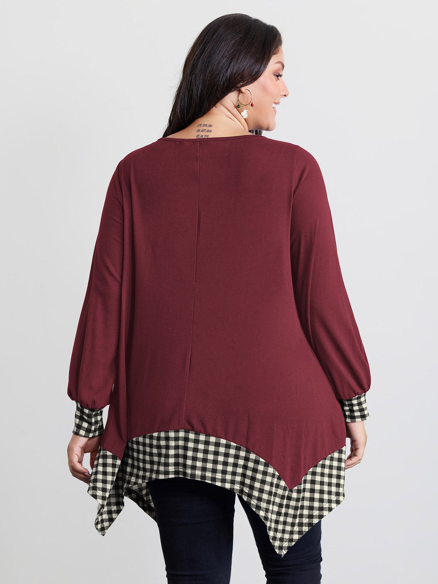 Supersoft Stretchy Checkered Asymmetrical Hem T-Shirt