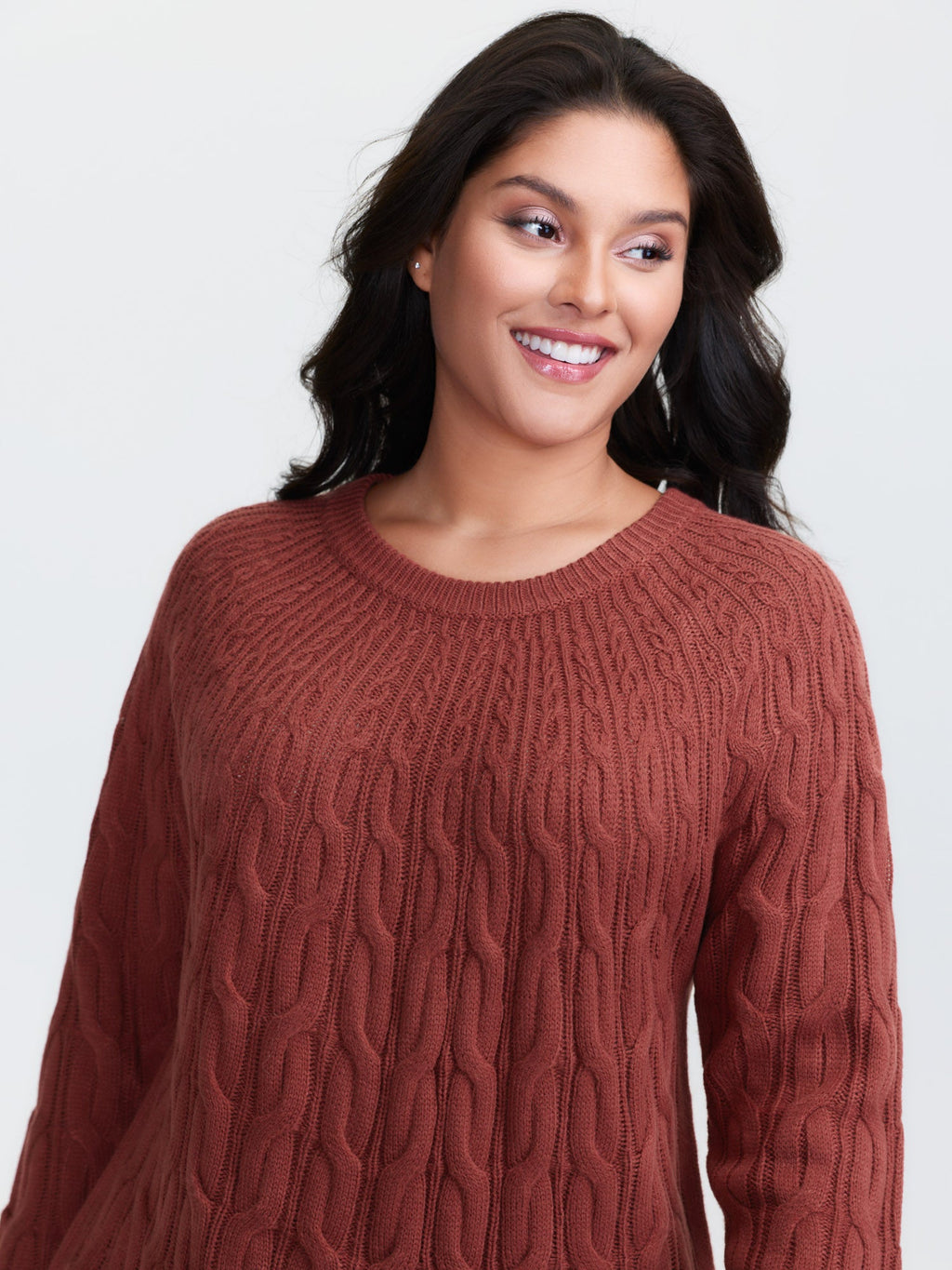 Crew Neck Cable Knit Pullover