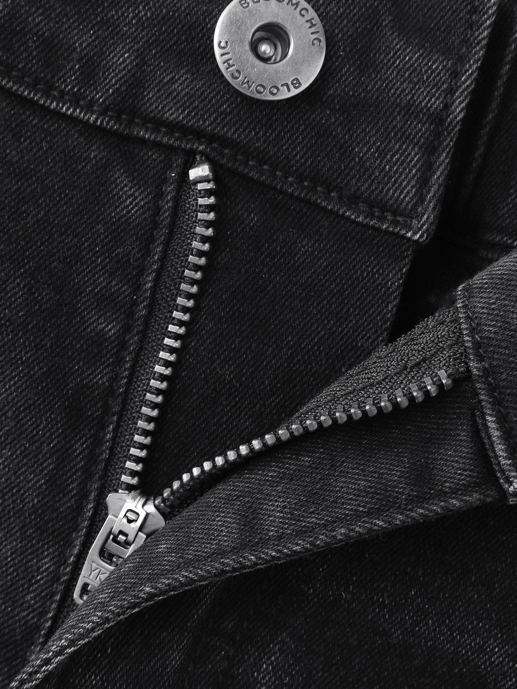 Mid-Rise Wide-Leg Jeans