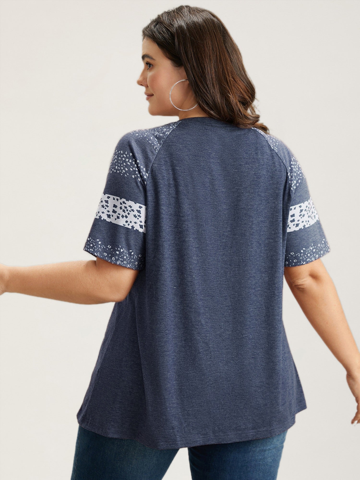 Ditsy Floral Colorblock Contrast Raglan Sleeve T-shirt