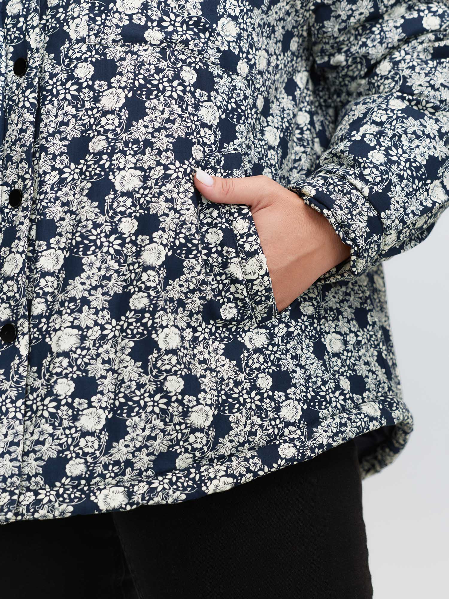 Floral Colored Lining Quilted Jacket