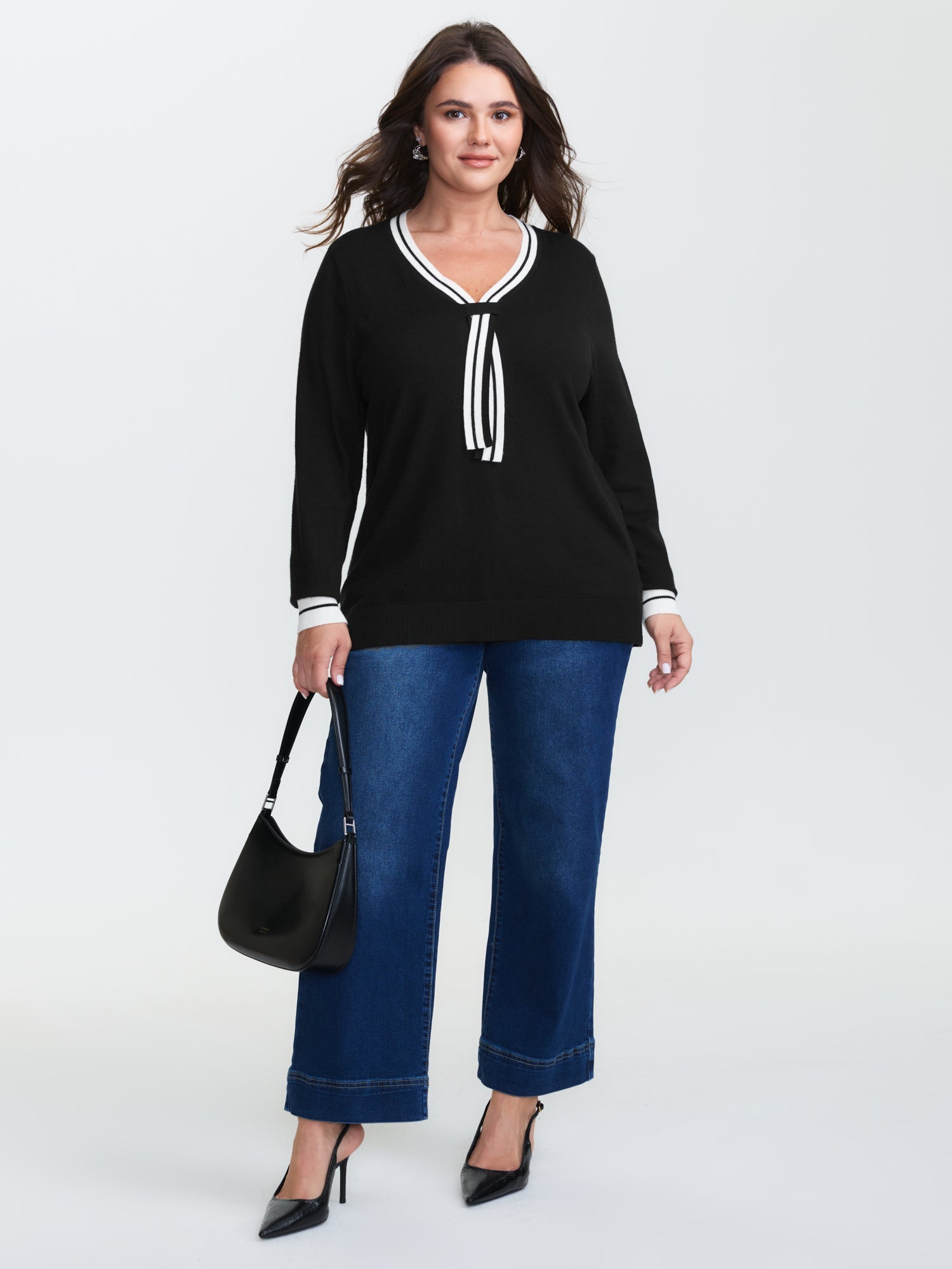 V-Neck Contrast Long Sleeve Pullover