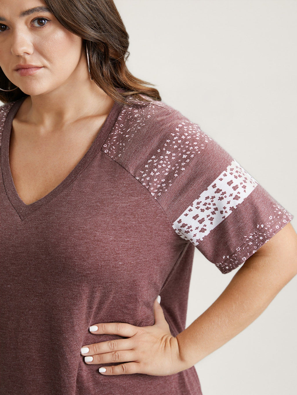 Ditsy Floral Colorblock Contrast Raglan Sleeve T-shirt