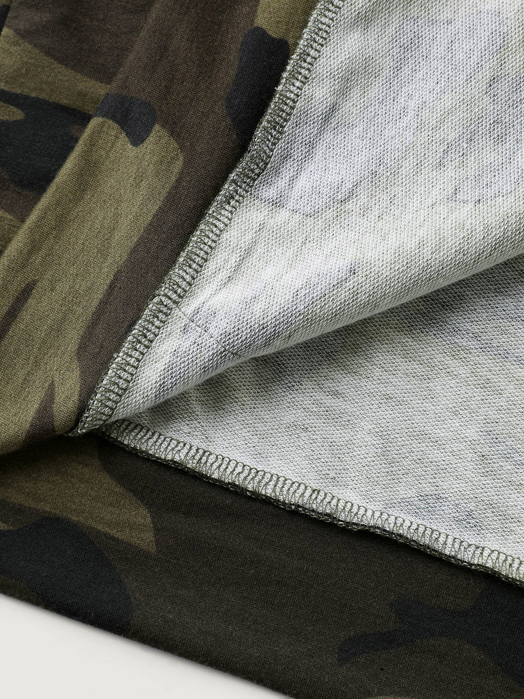 Camouflage Print Stretchy Zipper Hoodie