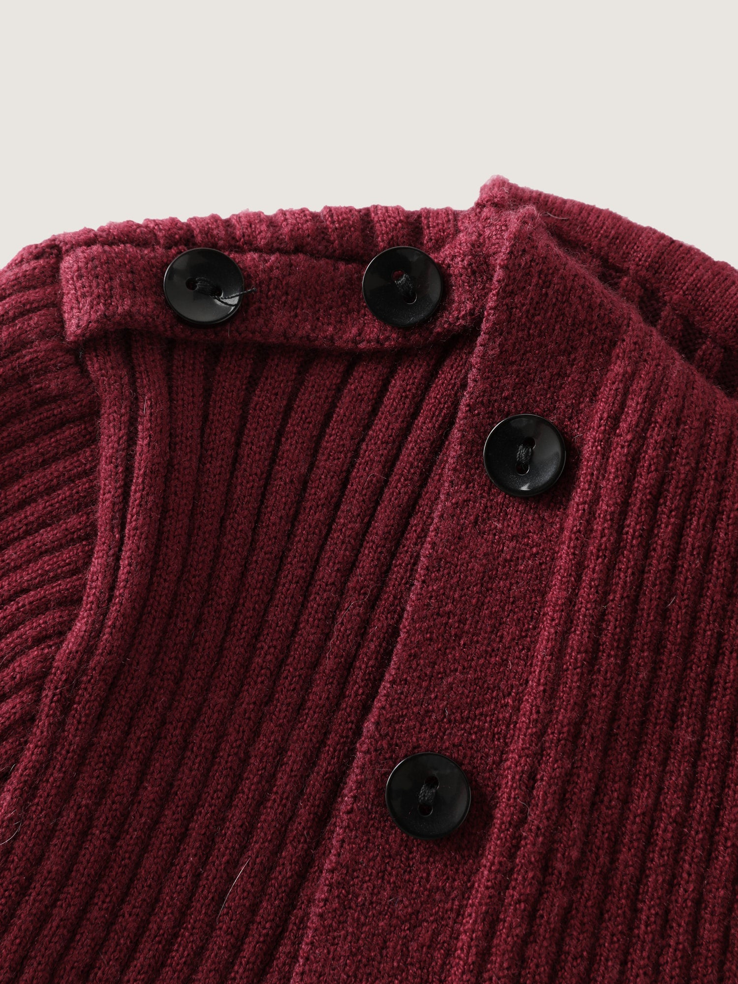 Collar Button Fitted Slit Fitted Pullover