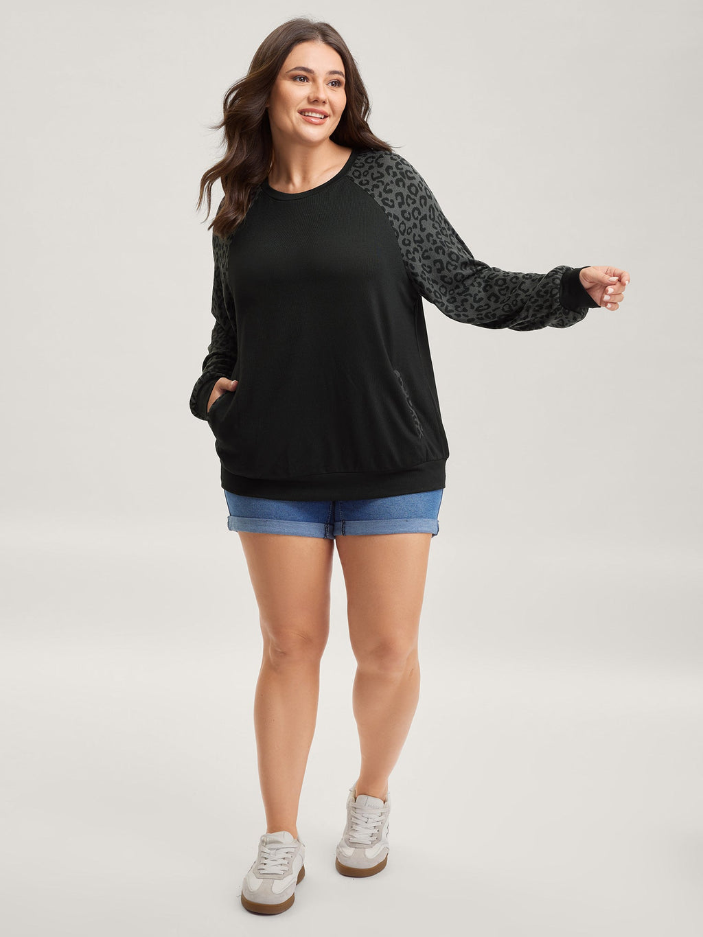 Leopard Print Spliced Pockets Sweatshirt